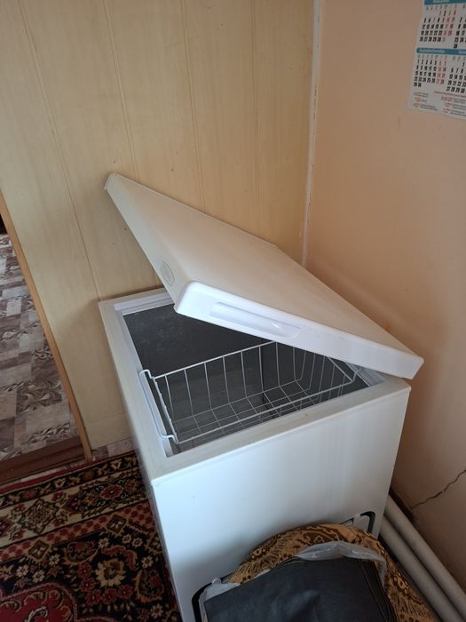 Морозильник в хорошем состоянии