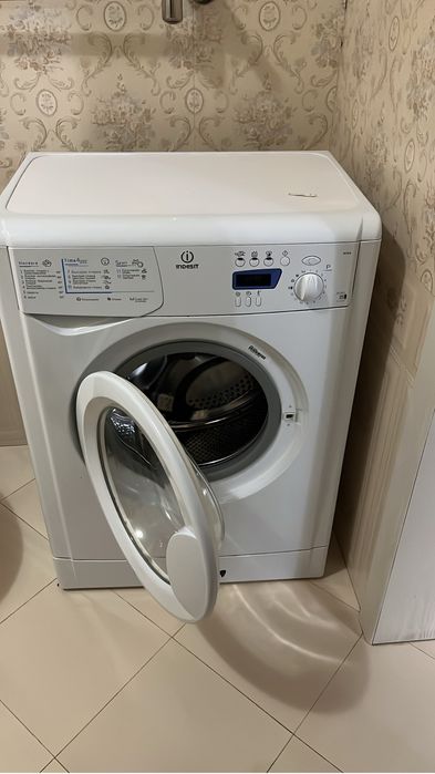 Продам стиральную машинку