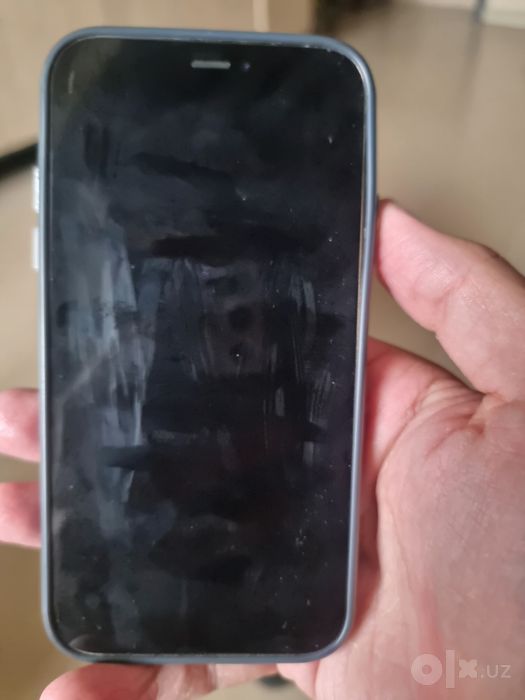 iPhone XR oʻrtacha