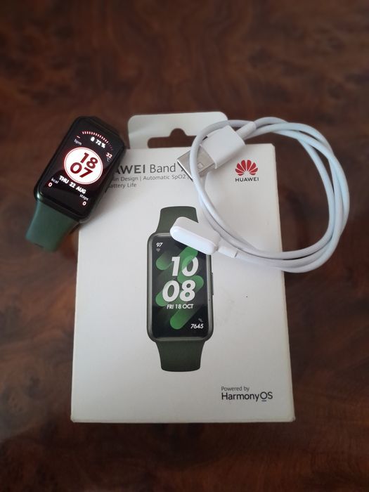 Huawei Band 7 поколений