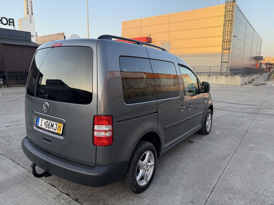 Vind vw Caddy 1.6 tdi euro 5 an 2013