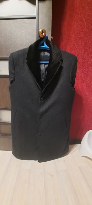 Продам пальто мужское