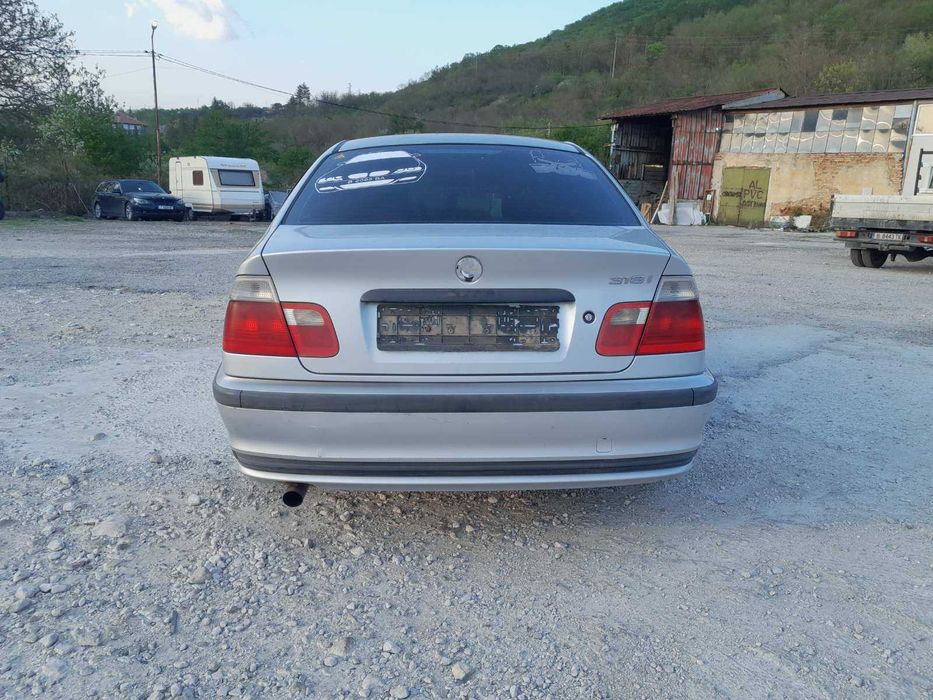 BMW 318 i, 99 г на части