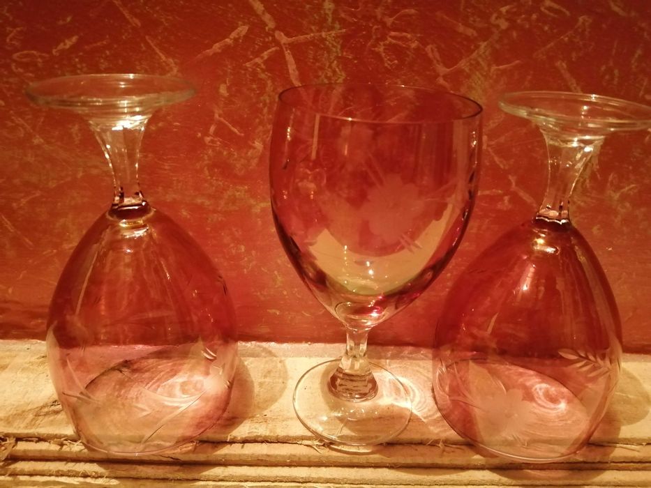 Кристални чаши, цветен кристал