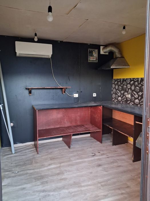 Продам киоск большой