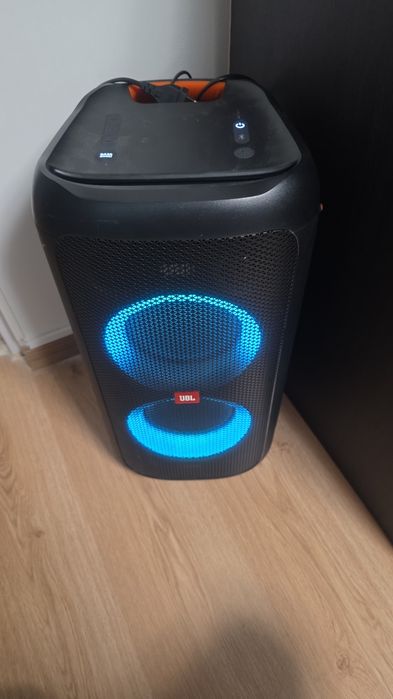 Jbl party box 100