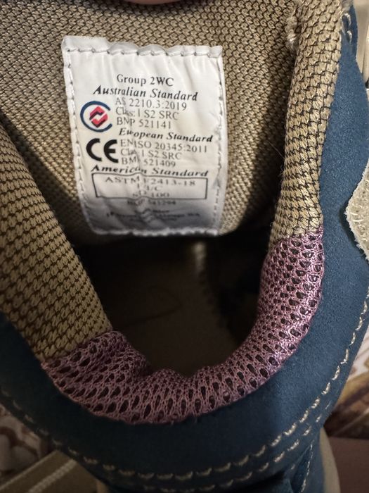 Жұмысқа,құрылысқа ыңғайлы аяқ киім