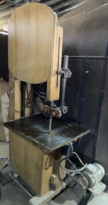 Banzic vertical cu panza panglica pt lemn