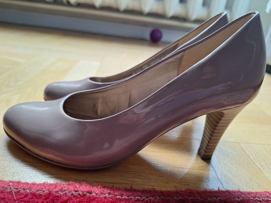 Официални , бежови лачени  обувки  естествена кожа, , Zara  сив  ботуш