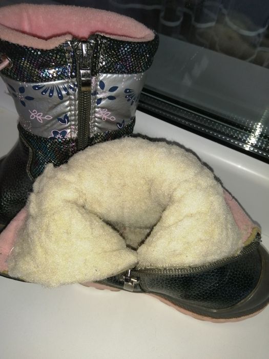 Зимние сапожки на девочку