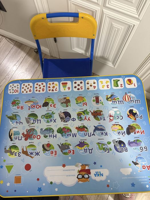 Продам детский стол и стул