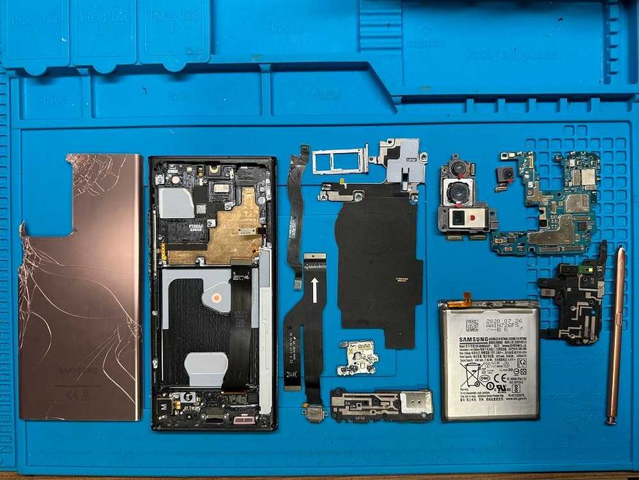 Samsung Galaxy Note 20 Ultra 5G на части