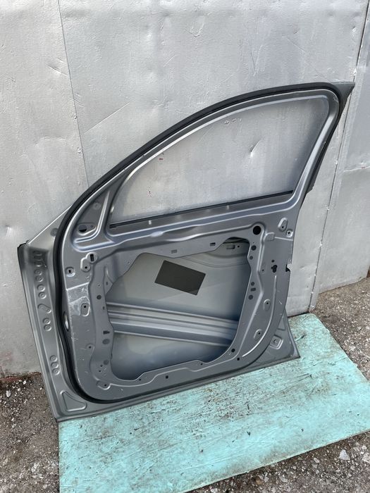 Предна дасна врата за BMW X1 U11 БМВ Х1 У11  2022г-