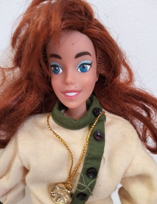 Păpuși Barbie prințesa Aurora și Anastasia