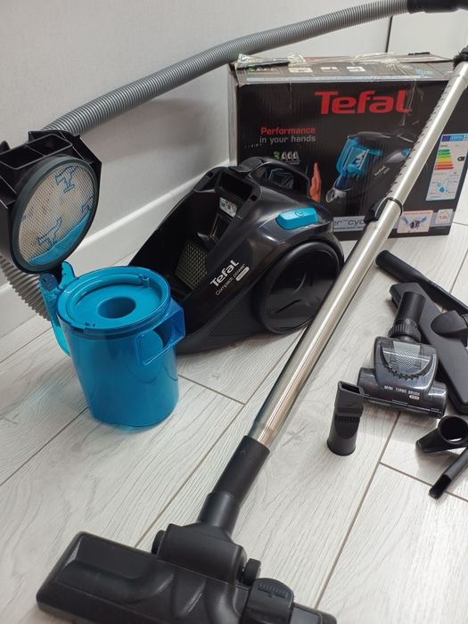 Пылесос Tefal в отличном состоянии
