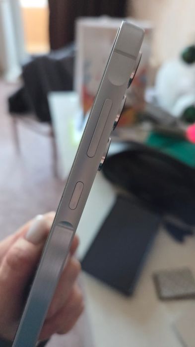 Продаётся телефон