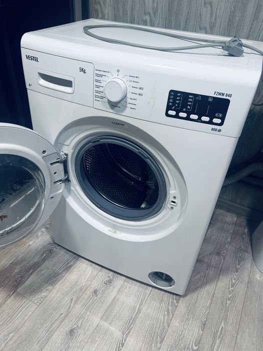 Продам стиральную машину