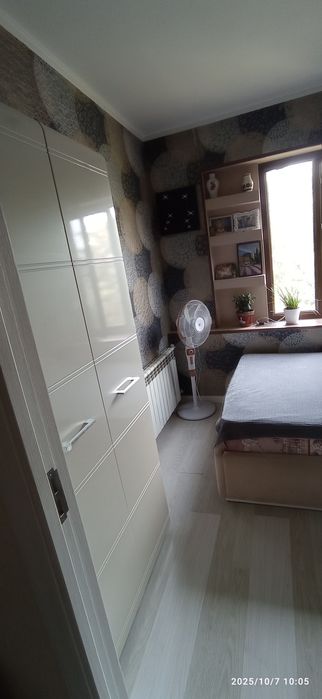 Продается 1 комнатная квартира на Кара Камыше 2/5,  42.5 КВ. М.