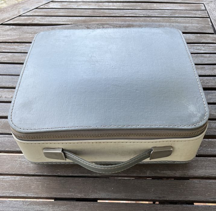 Mașină de scris portabilă (Retro) Vendex S300 (produsă în anii '70)