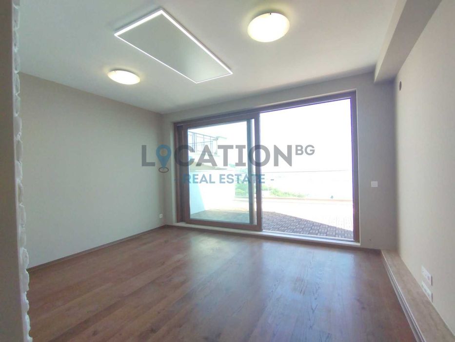 Продава се Многостаен апартамент в Балчик - 390 кв.м за 1103 €/кв.м - Снимка #4