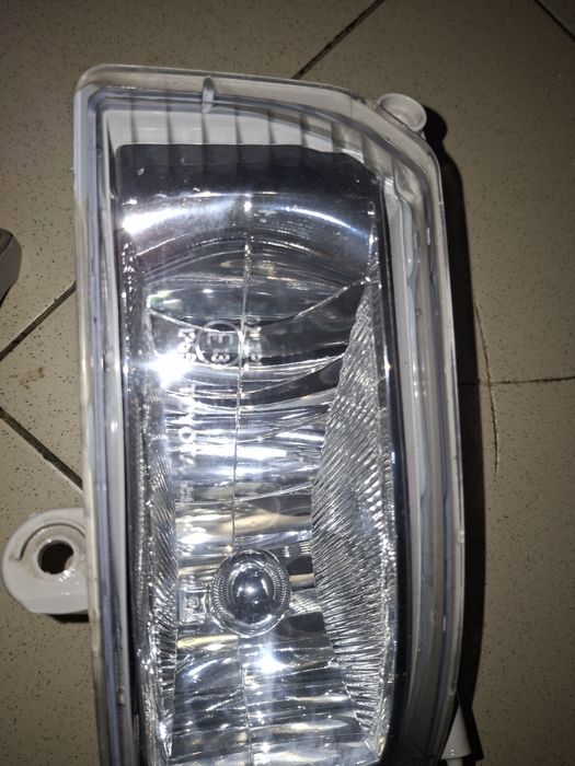 Туманка тайота камри 35.