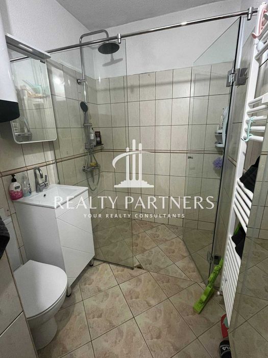 Продава 3-стаен – кв. Изток, гр. Перник