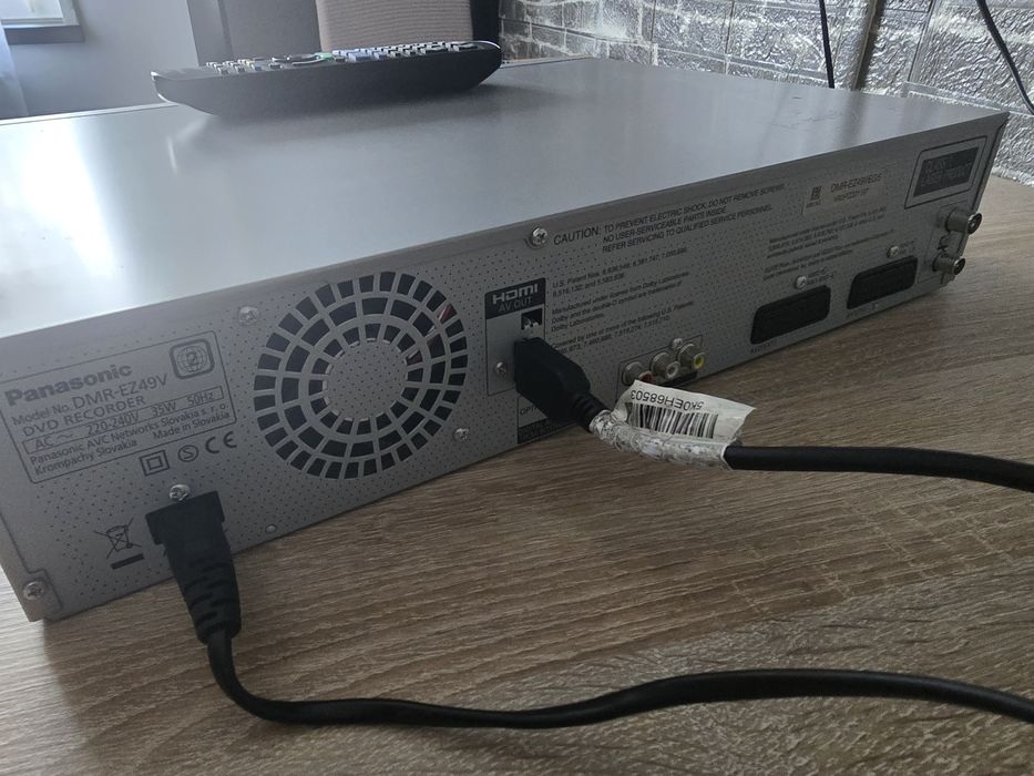 Combo Panasonic DMR-EZ49V – DVD Recorder & VCR VHS – Digitalizare Casete