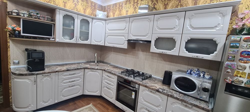 Продам Кухонный гарнитур б/у