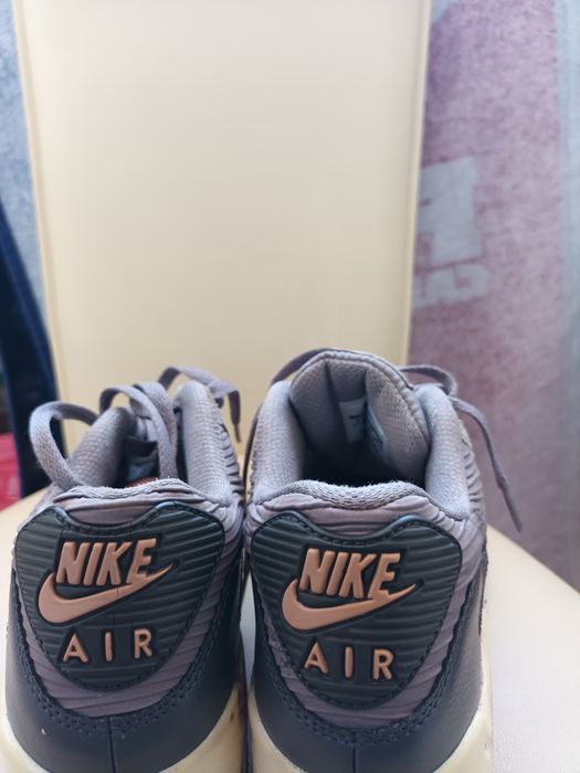 Adidași nike air max