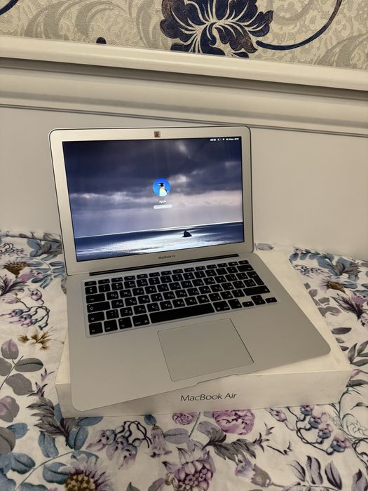 MacBook Air (13-inch, Early 2015)