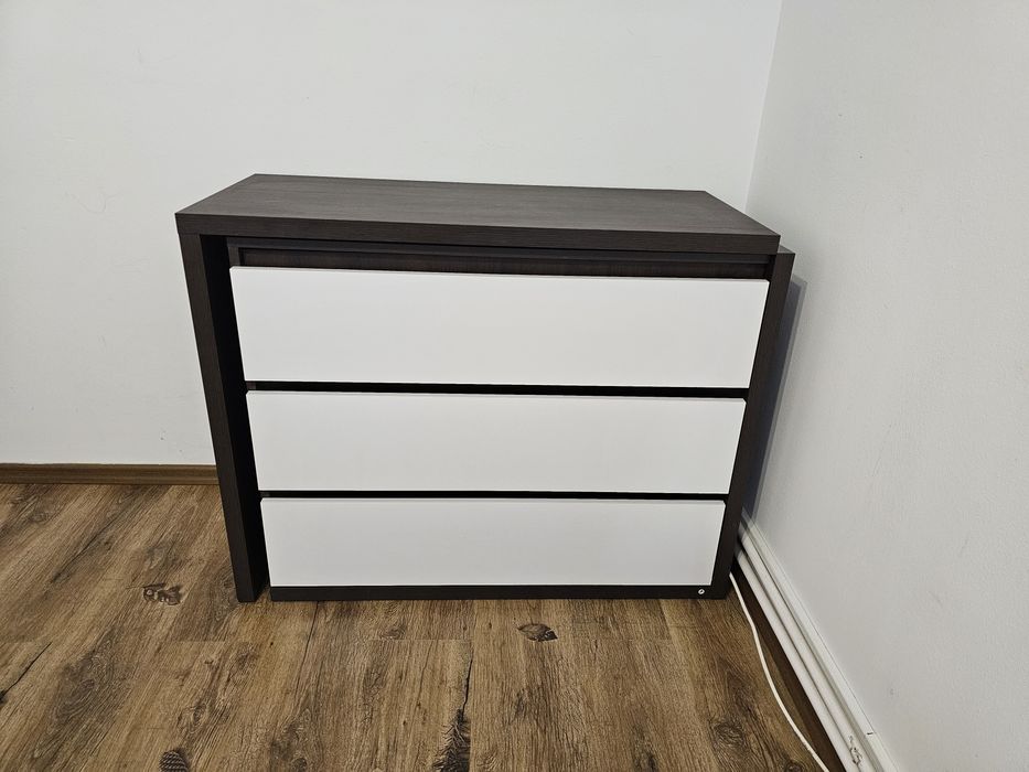 Vând comoda extensibila