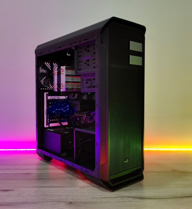 ИГРОВОЙ КОМПЬЮТЕР
Кейс под игры, монтаж и дизайн.
