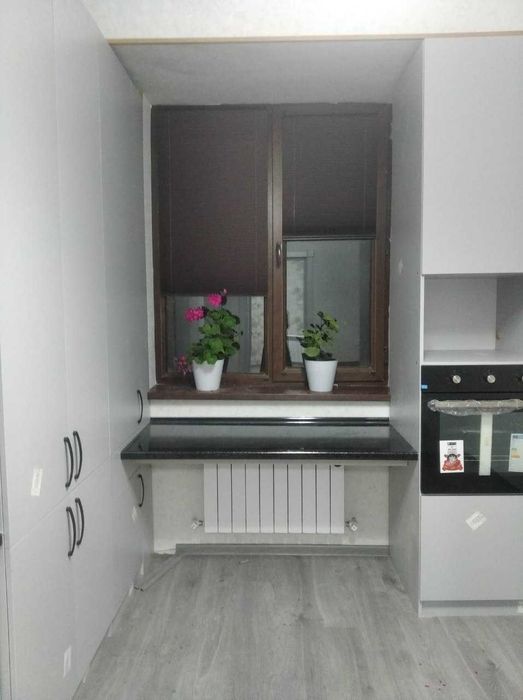 Қибрай тумани марказида янги уйлардан 3 хонали уй ижарага берилади.