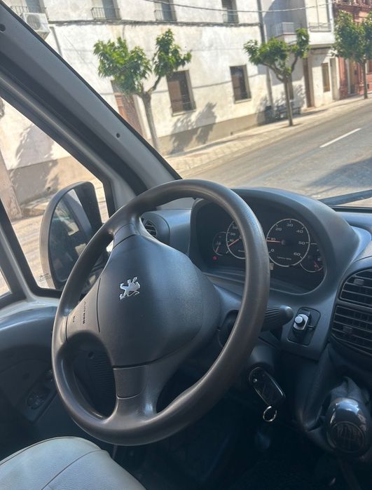 Пежо Боксер самосвал