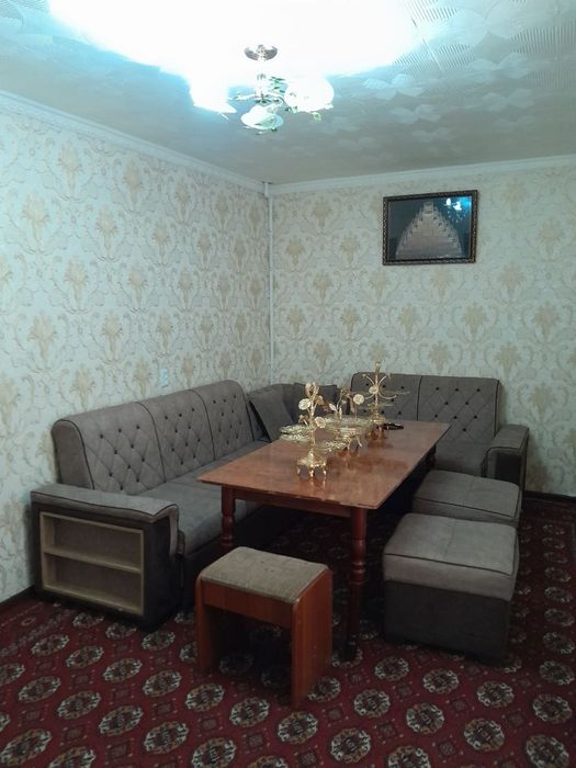 ЧИРЧИК ШАХРИДА СРОЧНО СОТИЛАДИ 2ХОНАЛИ квартира новий планировка Кирпи