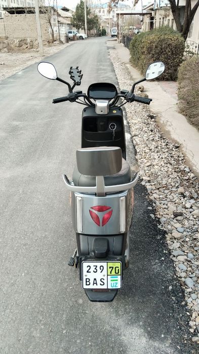 Skuter sotiladi YADEA.E8S