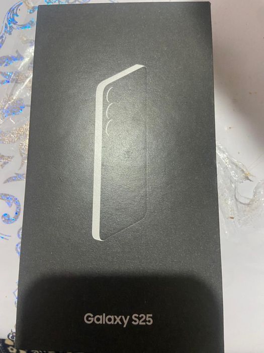 Срочно продам самсунг S25