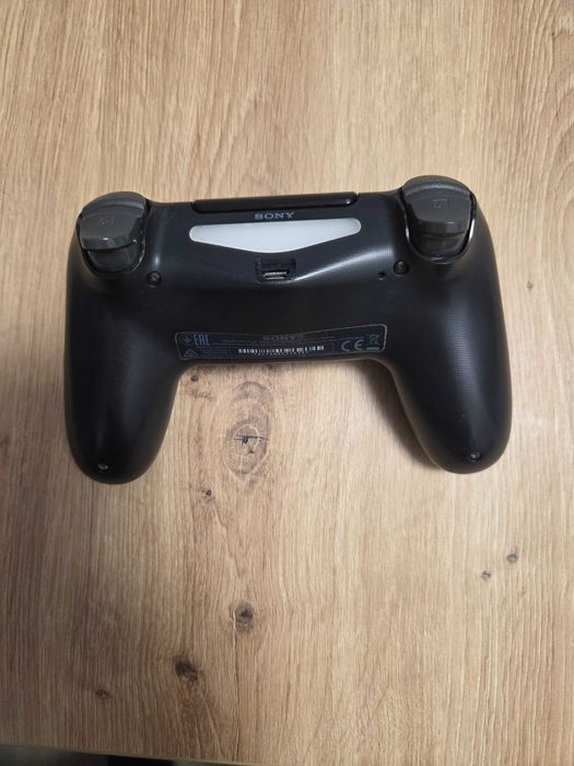 Controller maneta PS 4 PlayStation 4 originale in stare buna