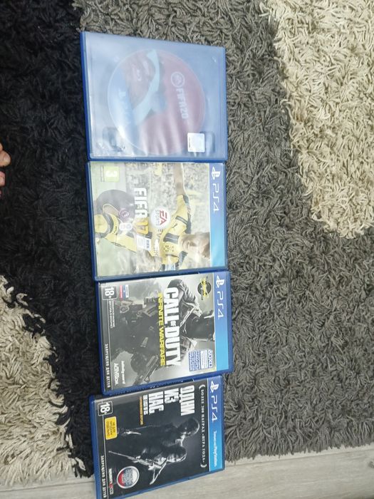 Берете эти 4 диска за 10 к в подарок ГТА 5