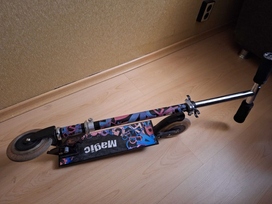 Детско камионче, тротинетка