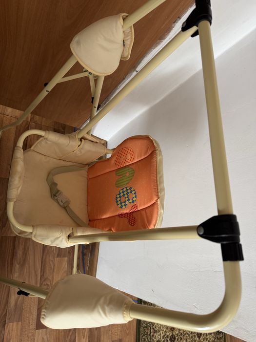 Продается детский качеля.Состояни очень хорошо.