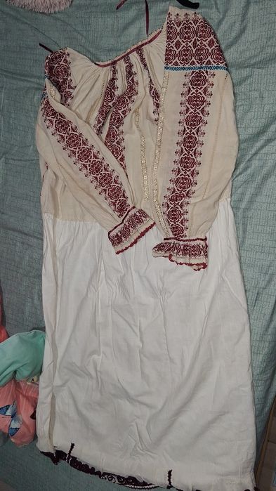 Costum popular vechi autentica foarte vechi