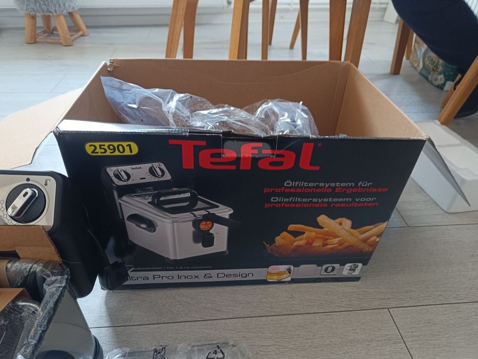 Friteuza tefal noua