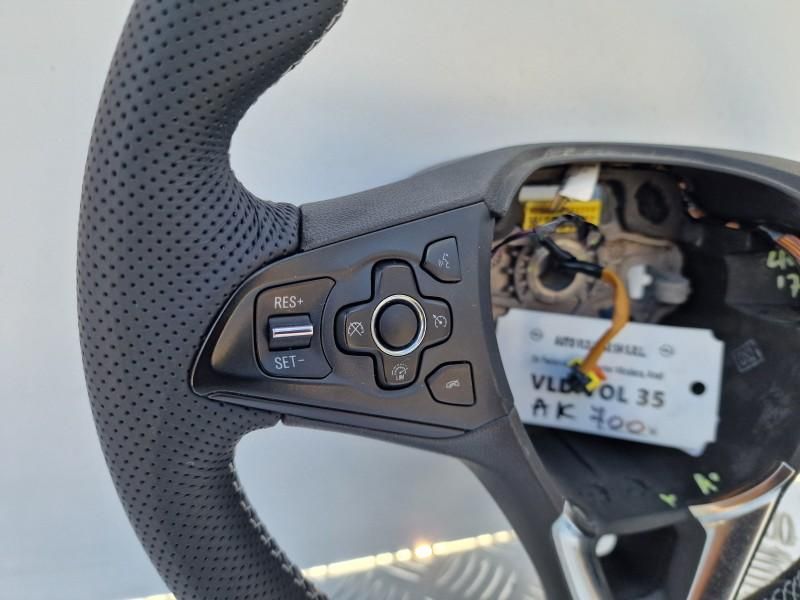 Volan piele perforata cu comenzi Opel Astra K