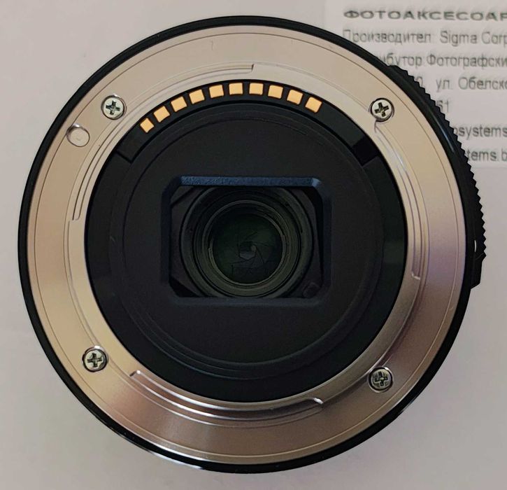 Продавам обектив Sony E PZ 16-50mm F3.5-5.6 OSS