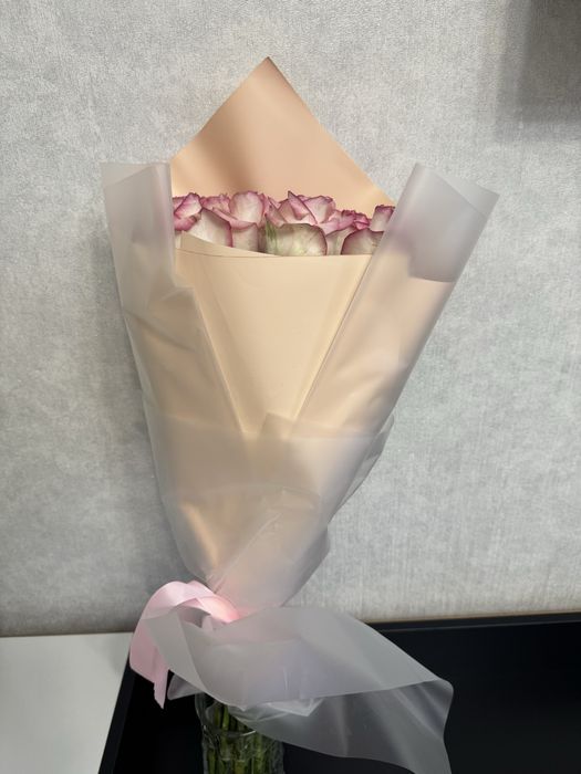 Продам розы 15 штук