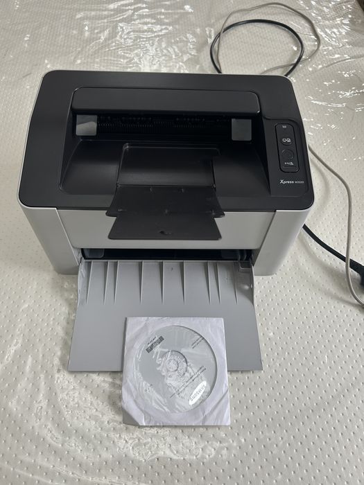 Samsung Xpress M2020 белый