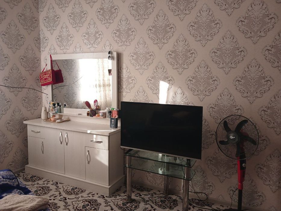 Katta uchaska  sotiladi hamma narsasi bilan