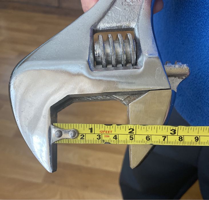 Продам разводной ключ