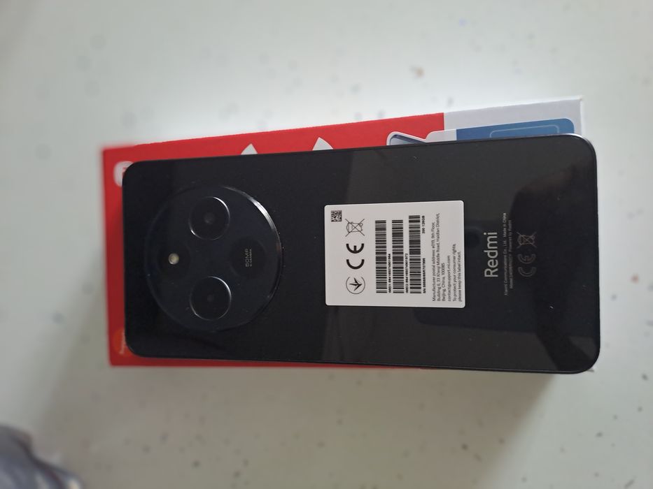 Vând Redmi 14 C 12 G 128 GB
